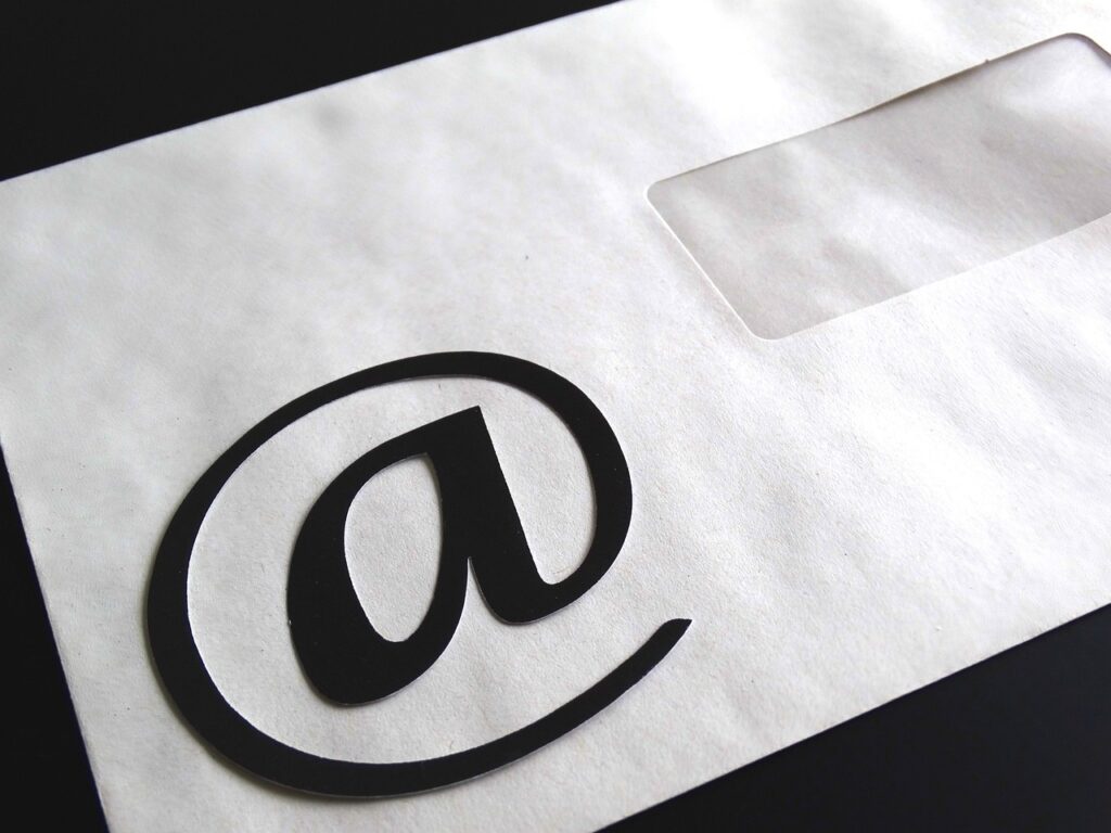 versicherung per e-mail kündigen möglich?