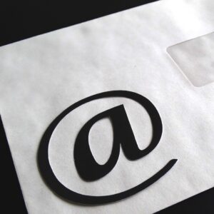versicherung per e-mail kündigen möglich?