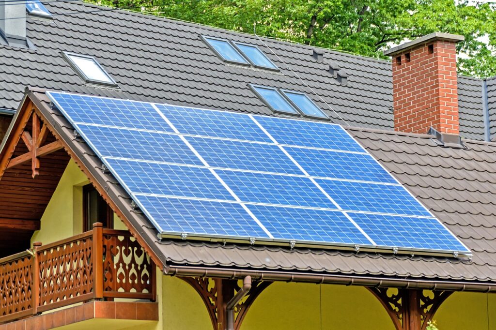 alles was du über das versichern von solaranlagen wissen musst